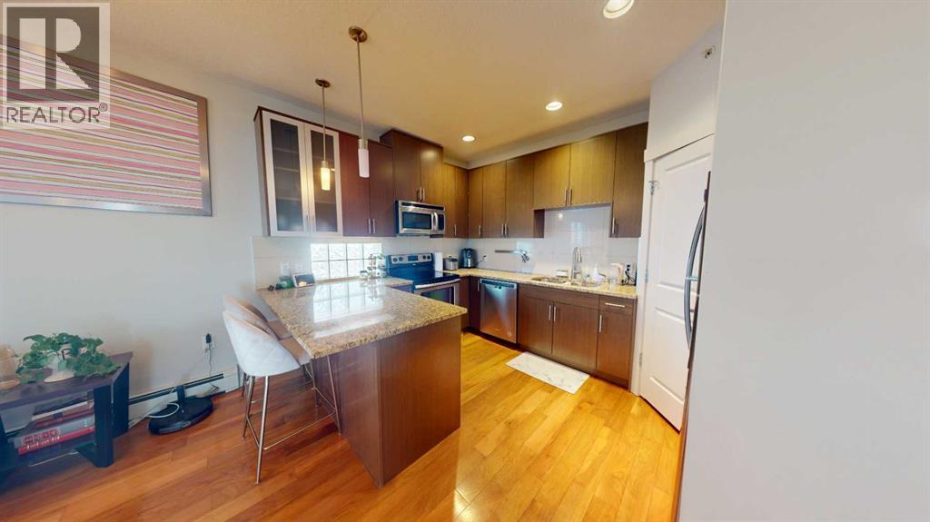 204, 4704 Stanley Road SW