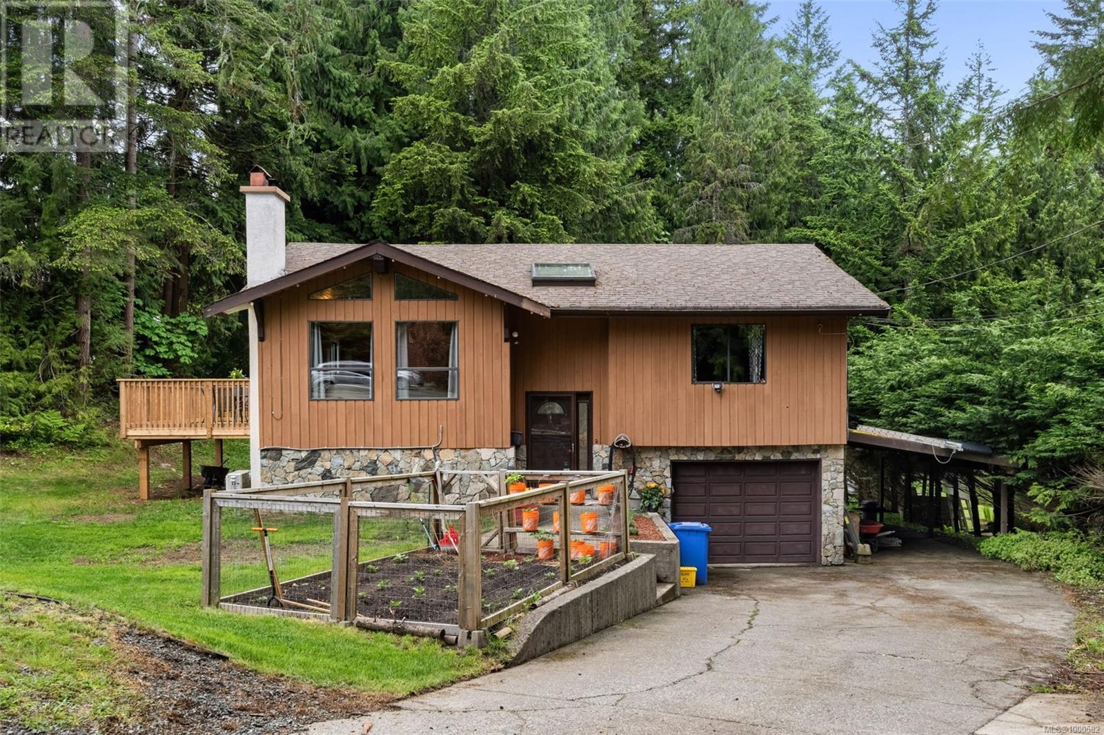2710 Bob-O-Link Dr