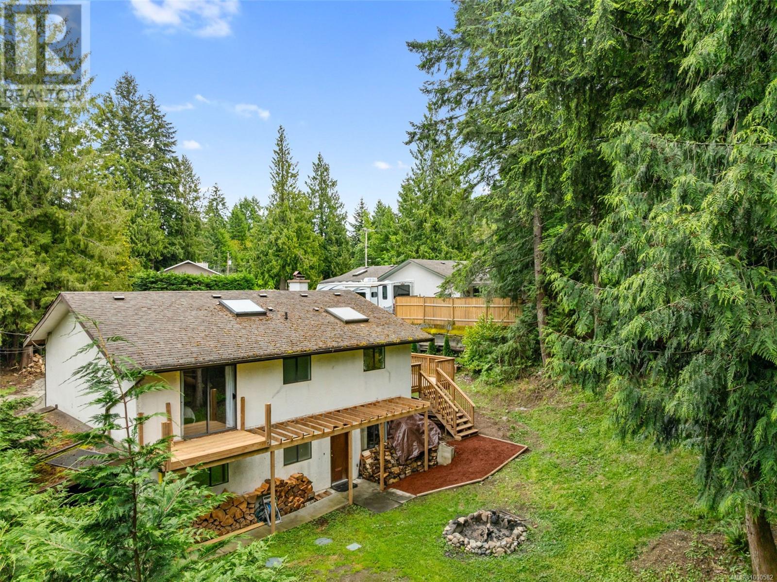 2710 Bob-O-Link Dr