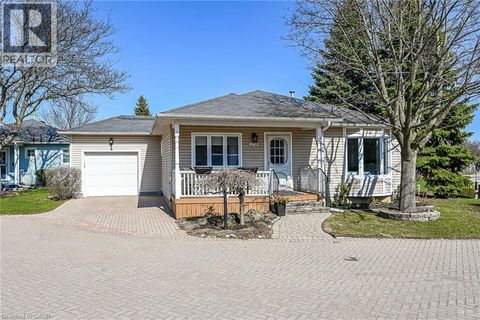 232 SILVERBIRCH Boulevard Hamilton ON L0R1W0