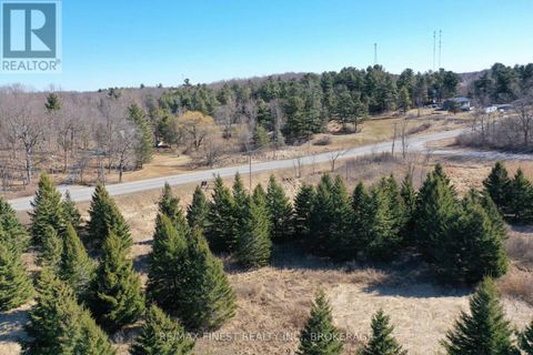 LOT 7 B HIGHWAY 2 Front of Leeds & Seeleys Bay ON K7G2V5