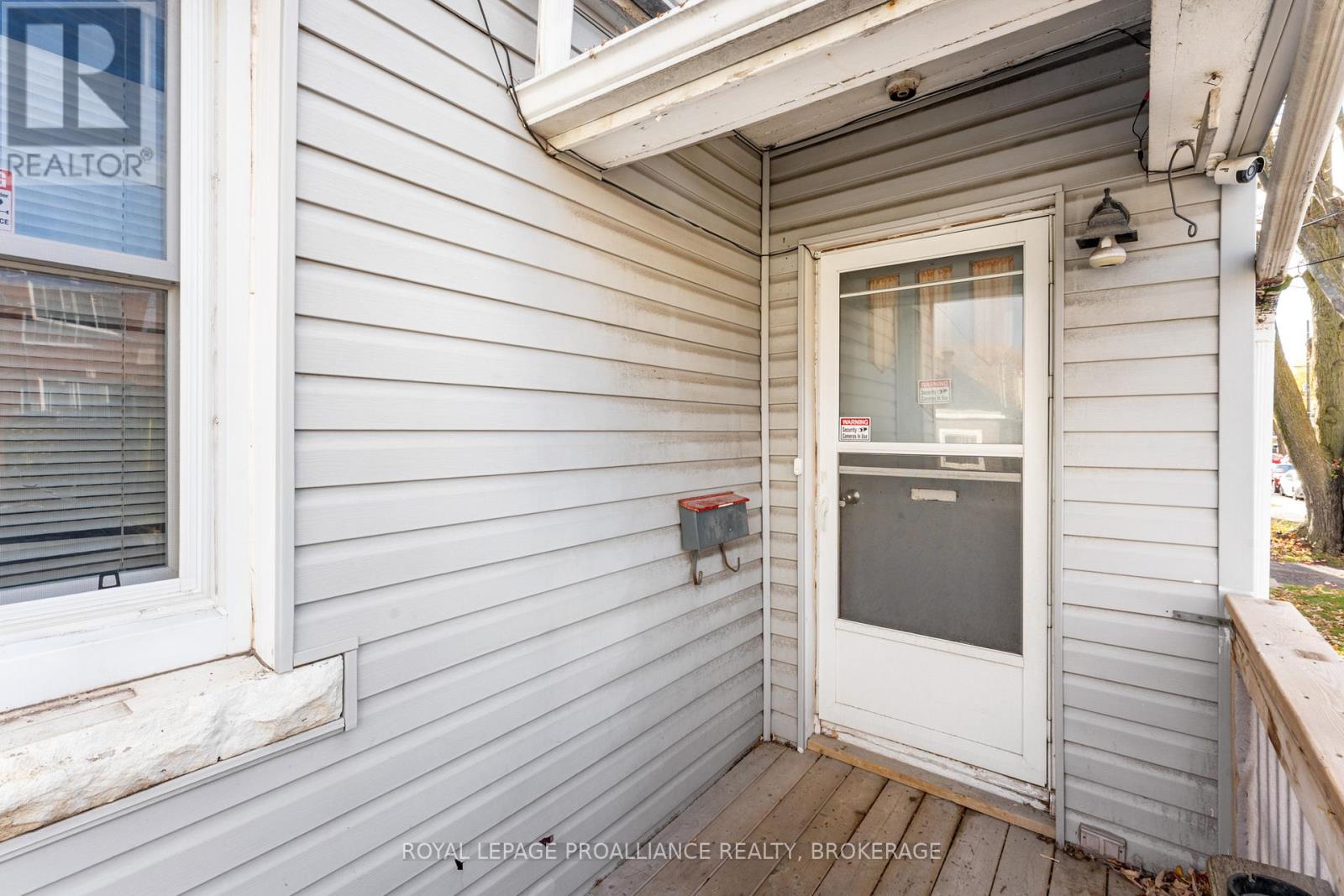 545 MACDONNELL STREET