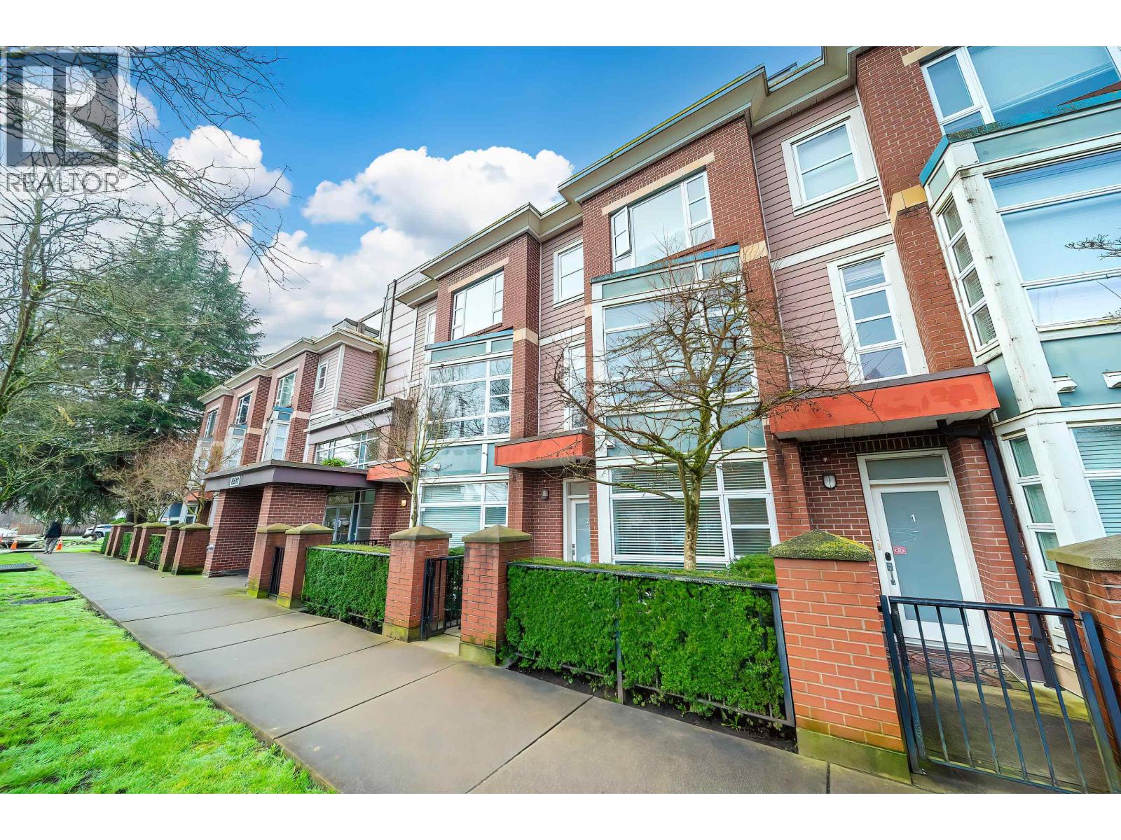 2 6611 ECKERSLEY ROAD