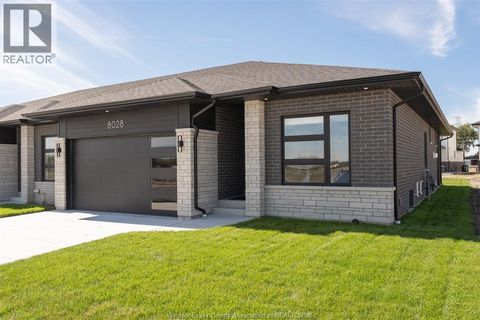 8028 Meo LaSalle ON N9H0P3