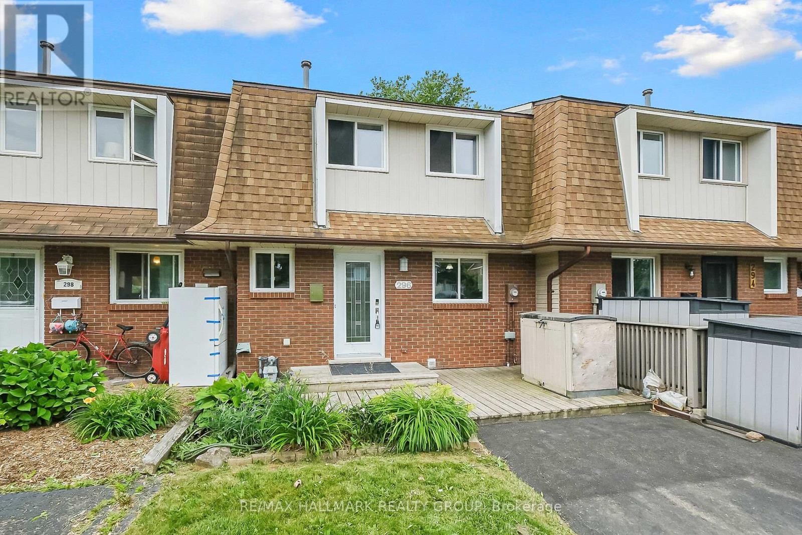 296 PINTAIL TERRACE