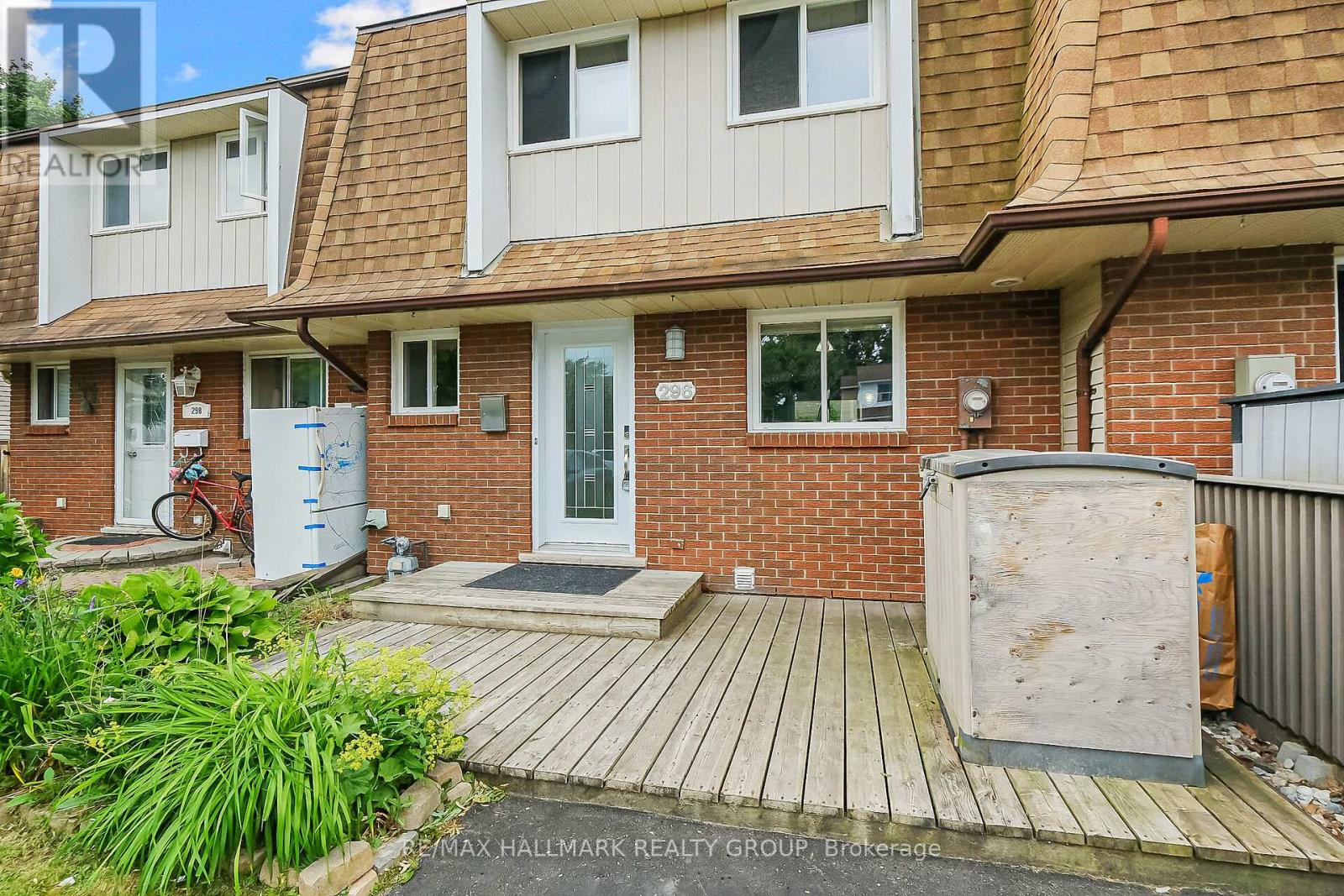 296 PINTAIL TERRACE