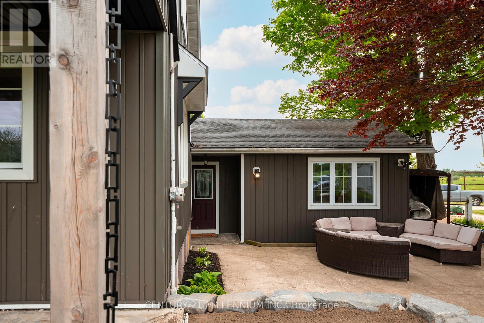 185452 GREY ROAD 9 ROAD