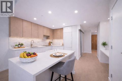 909 2108 GILMORE AVENUE Burnaby BC V5C0N8