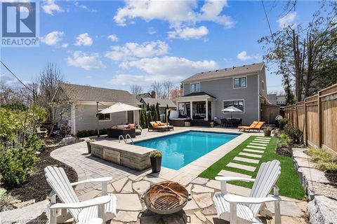 573 WOODLAND Avenue Burlington ON L7R2S3