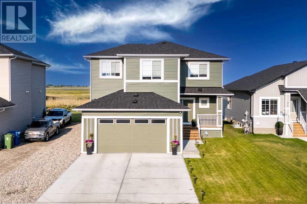 38 Hanson Drive NE