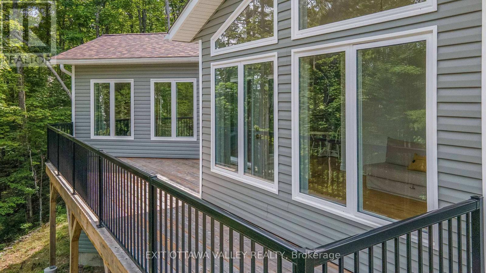 698 MITCHELL ROAD