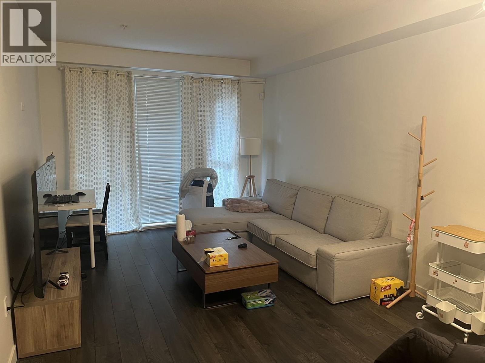 107 6677 CAMBIE STREET