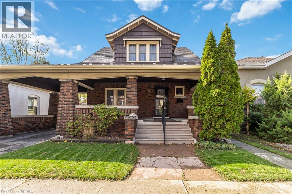 204 BRANT Avenue