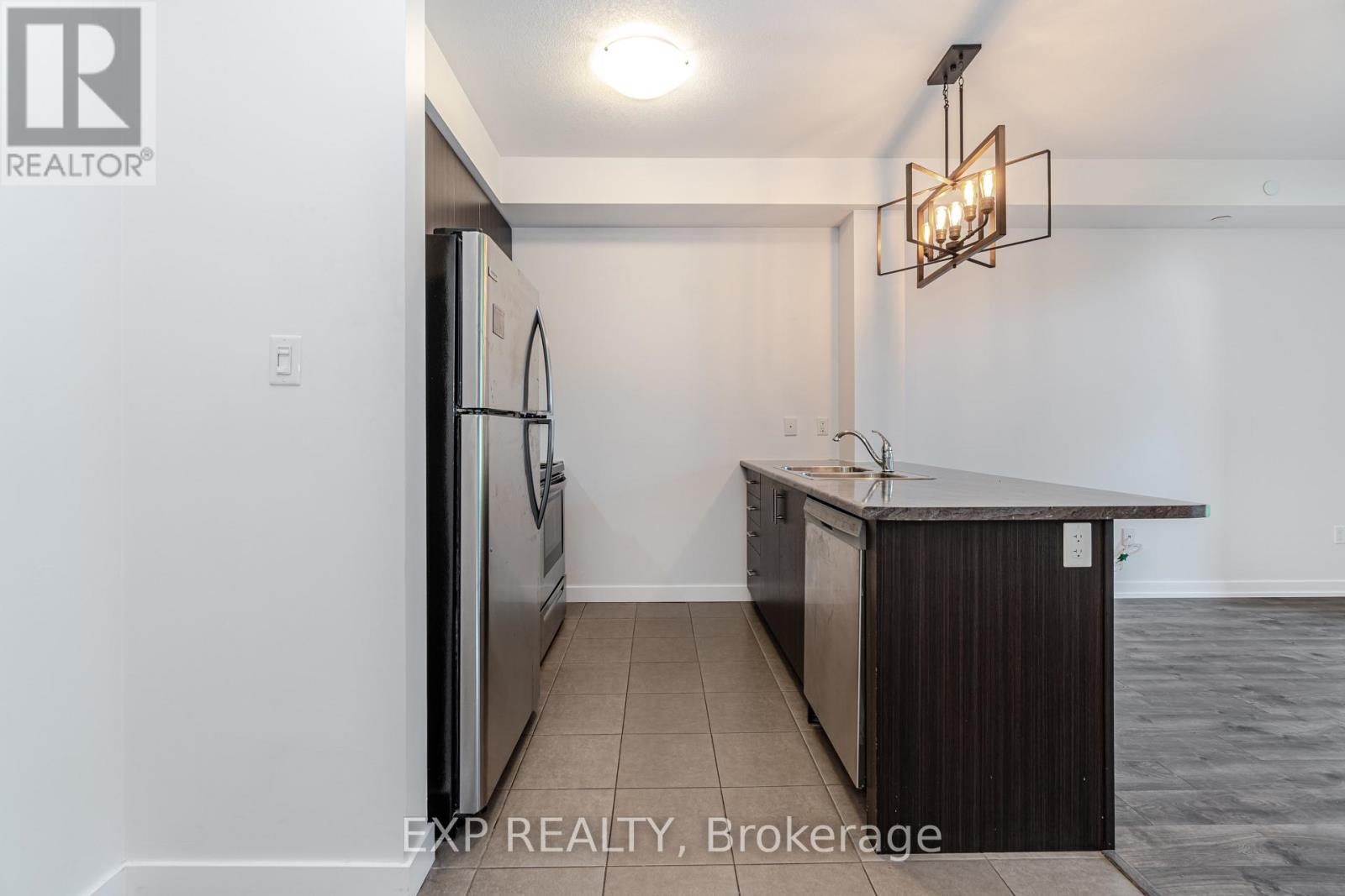 121 - 125 SHOREVIEW PLACE