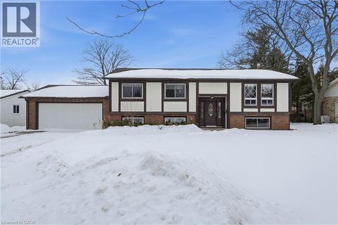 29 GOVERNORS Road Grimsby ON L3M2Y3