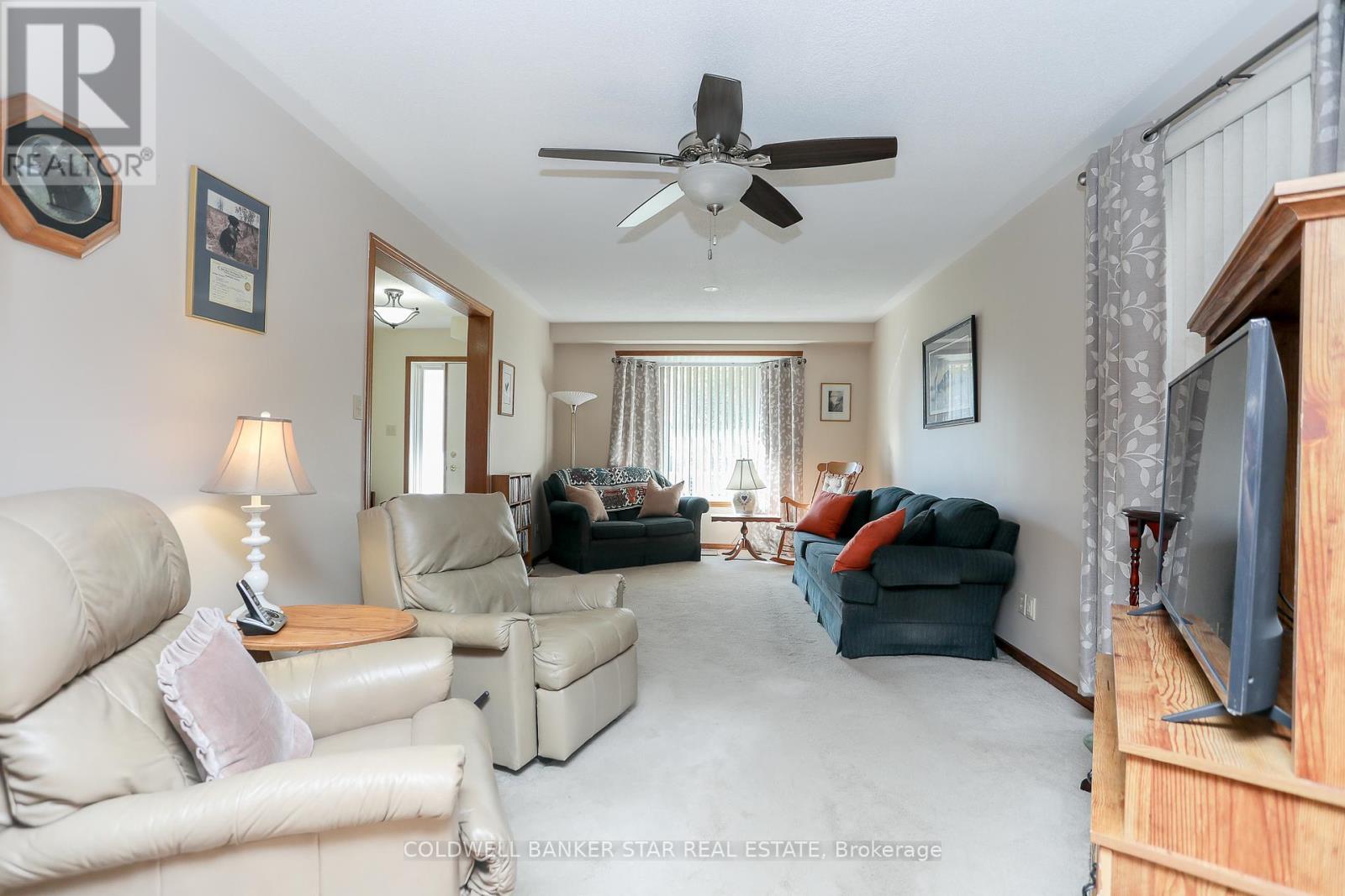 31 SINCLAIR CRESCENT