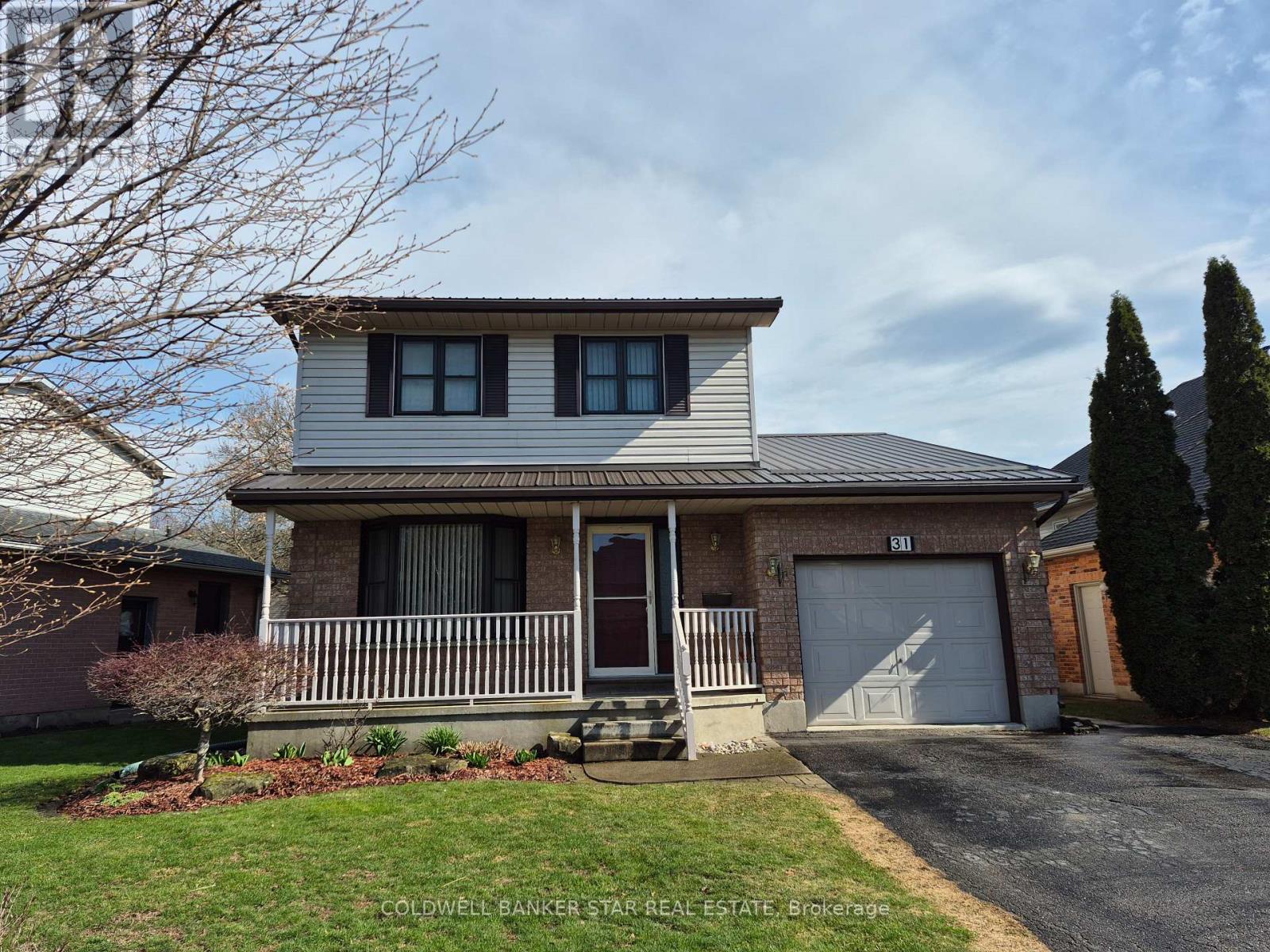 31 SINCLAIR CRESCENT