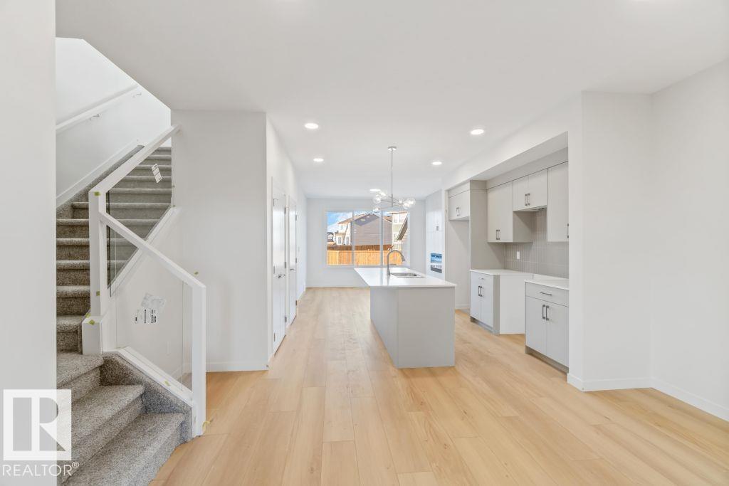 455 30 ST SW