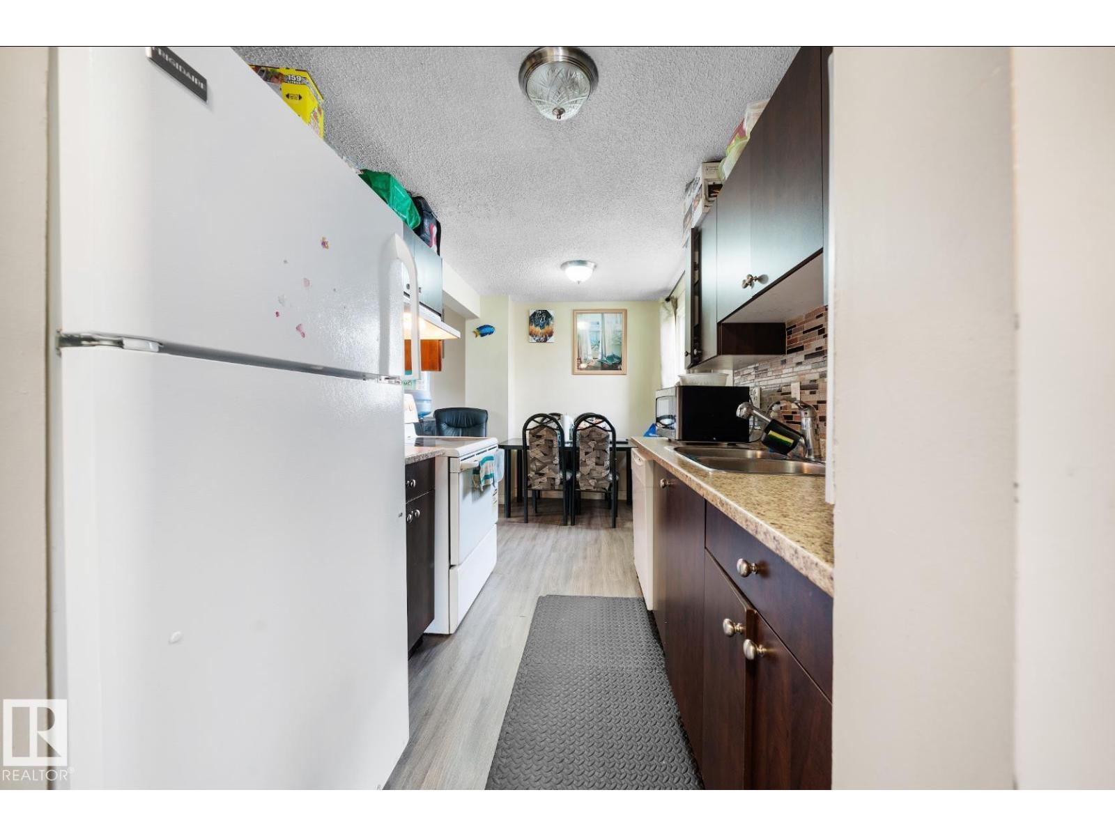 285 HARRISON DR NW