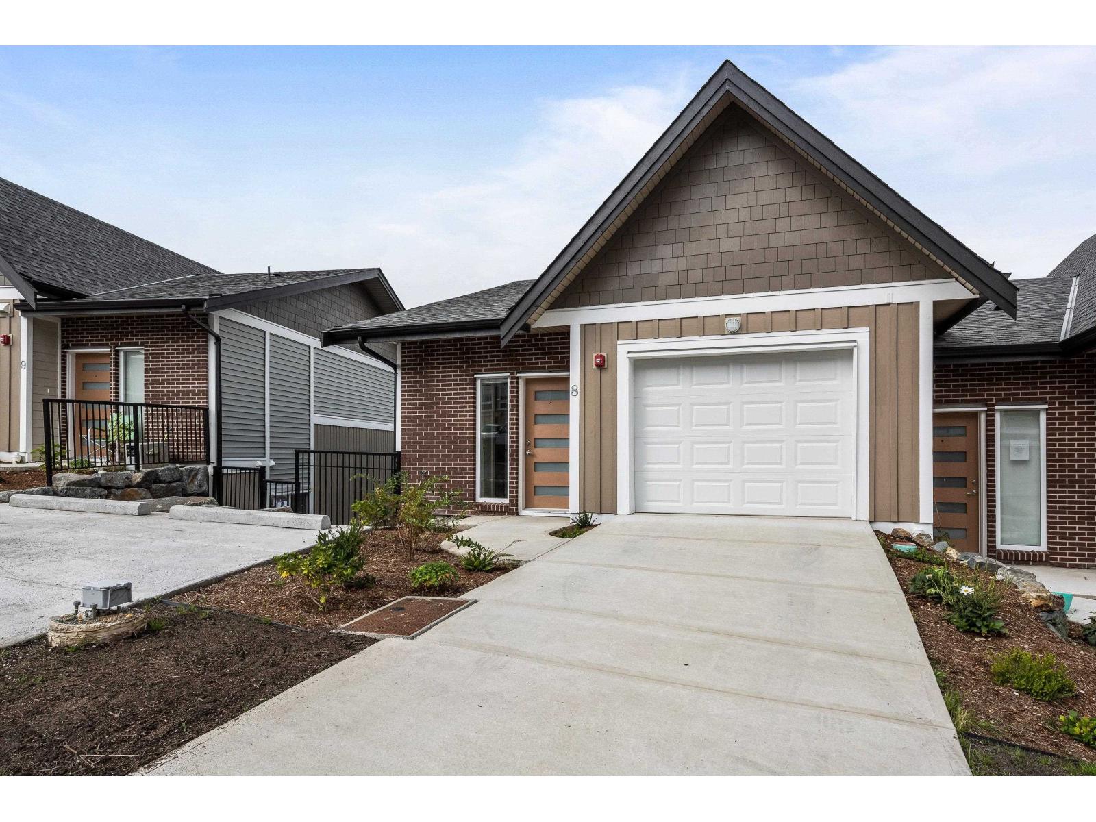 8 1928 WOODSIDE BOULEVARD|Mt Woodside