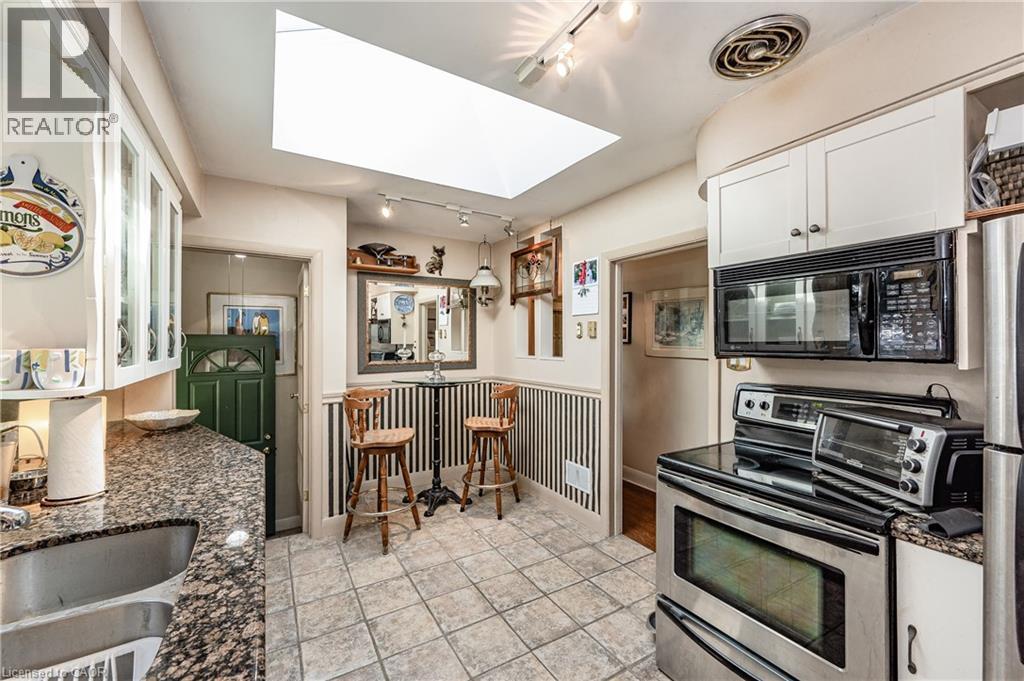 557 STILLWATER Crescent