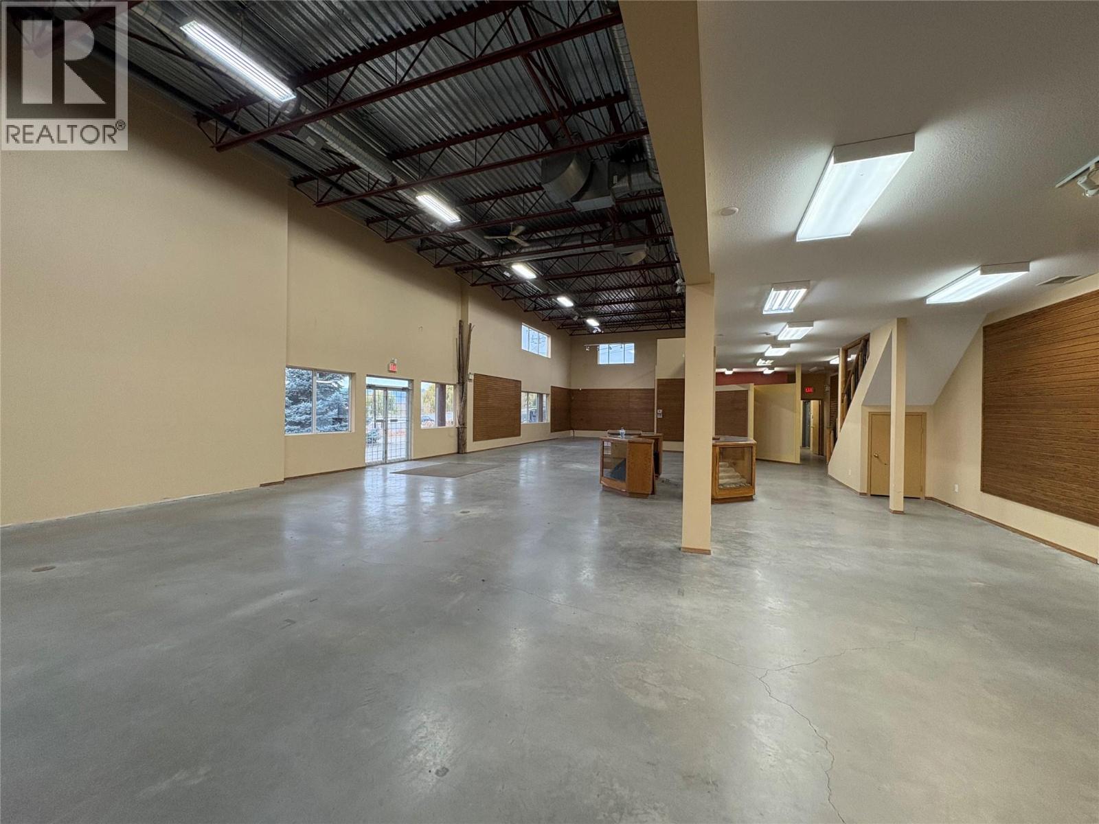 7851 Highway 97 Highway