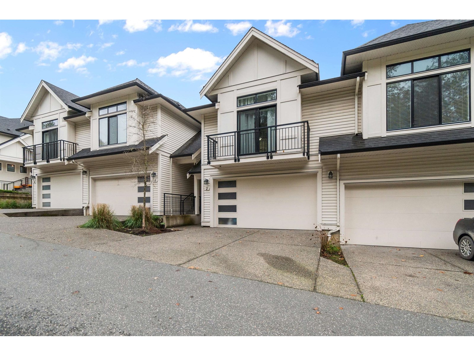 2 5797 PROMONTORY ROAD|Promontory