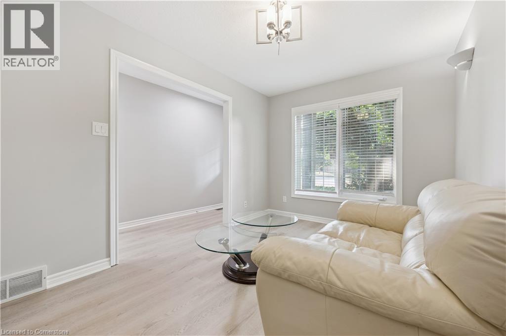 497 BRENTCLIFFE Drive