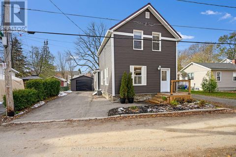 38 BENNETT STREET Brockville ON K6V2V8