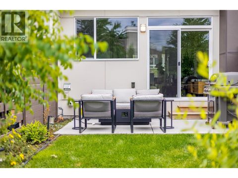 720 Valley Road Unit# 4 Kelowna BC V1V0E1