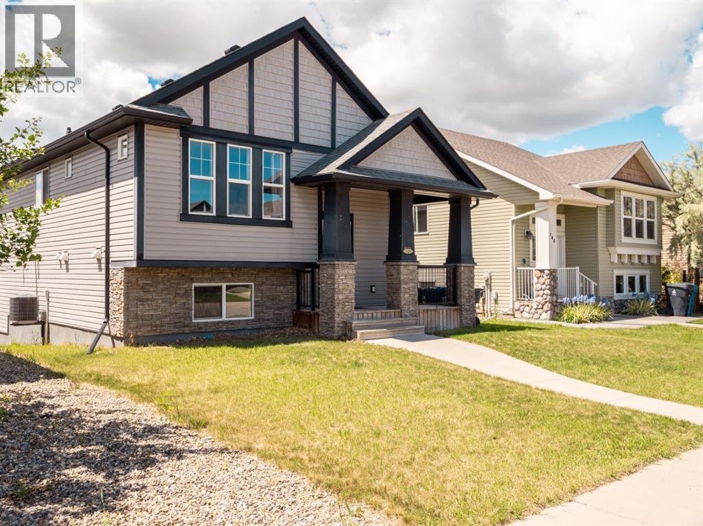 148 Mt Sundial Court W