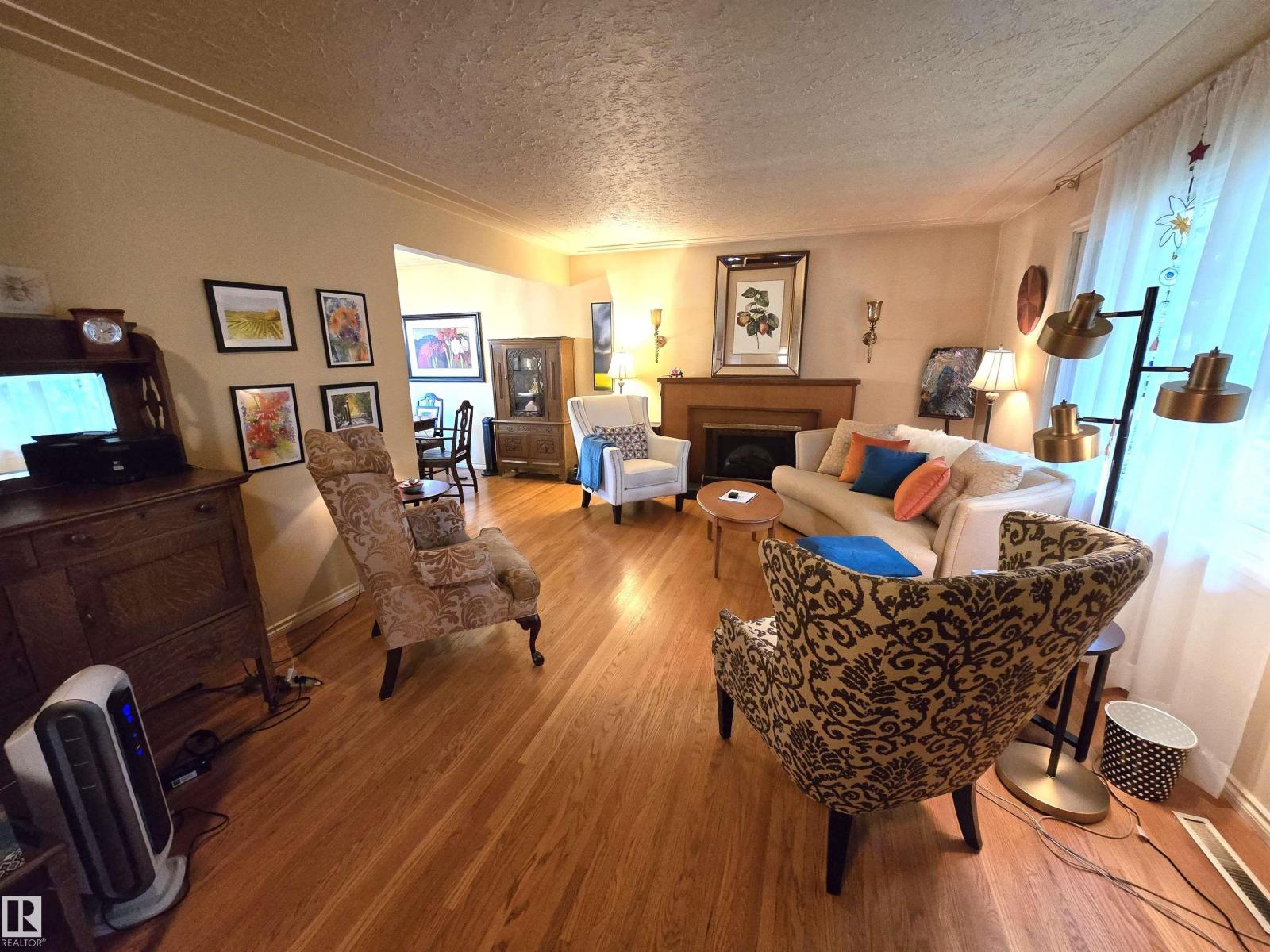 13924 107A AV NW