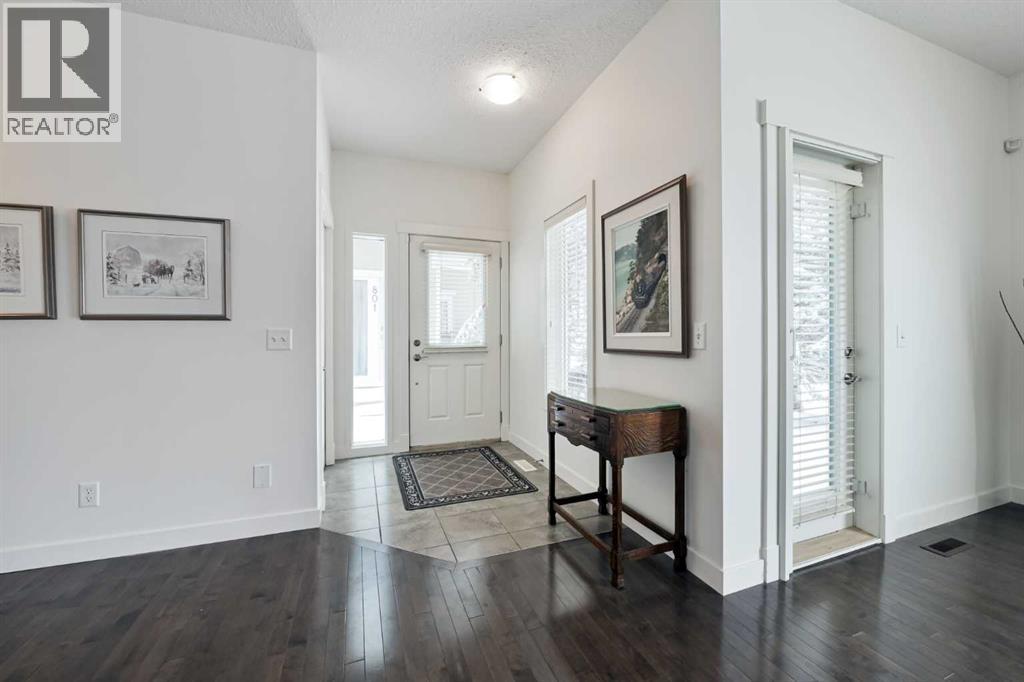 706, 281 Cougar Ridge Drive SW