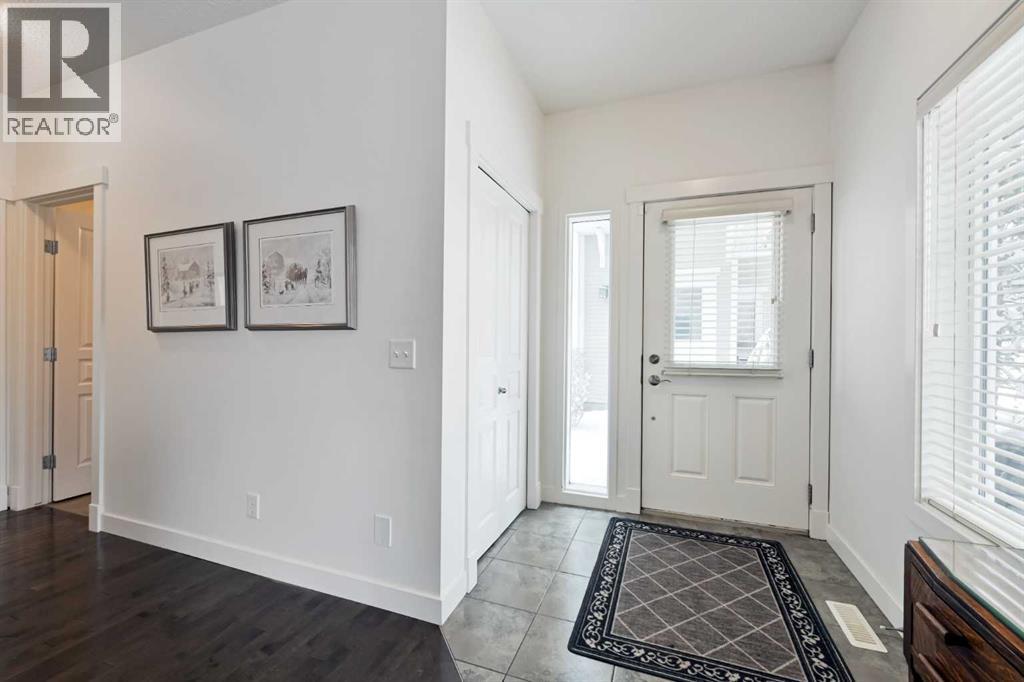 706, 281 Cougar Ridge Drive SW