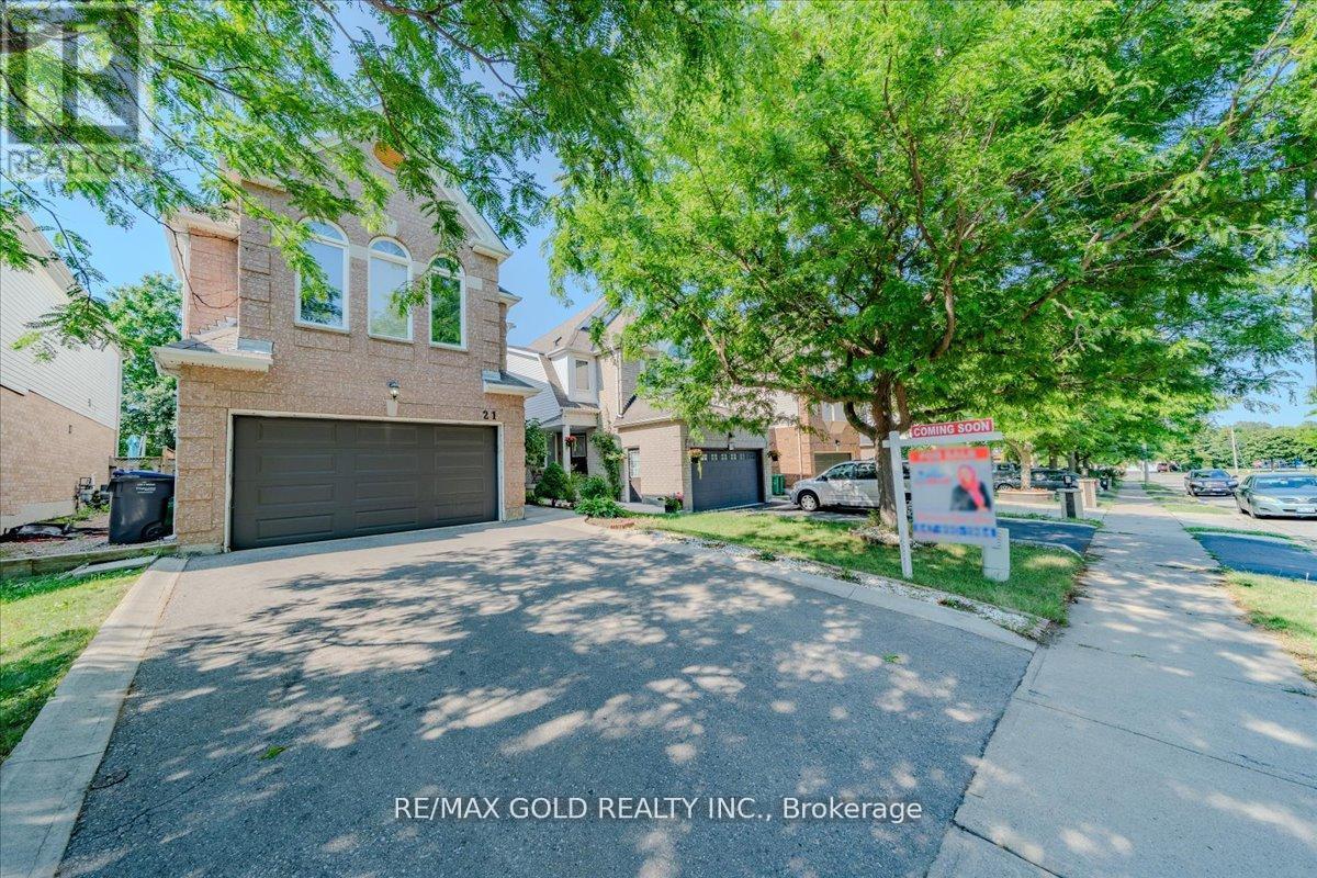 21 TOWNLEY CRESCENT