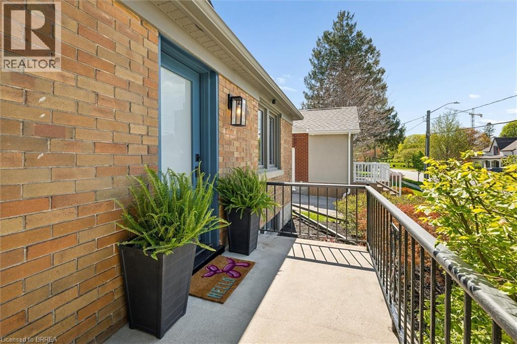 256 BOWMAN Street
