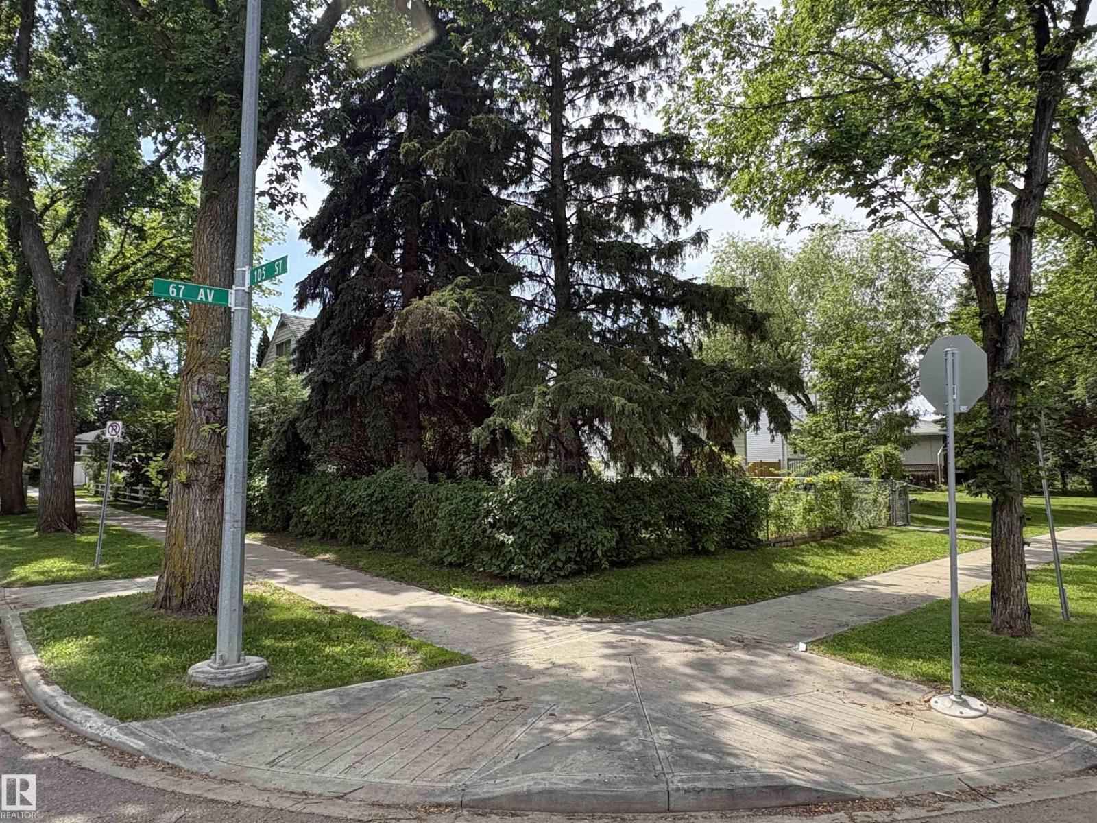 10503 67 AV NW