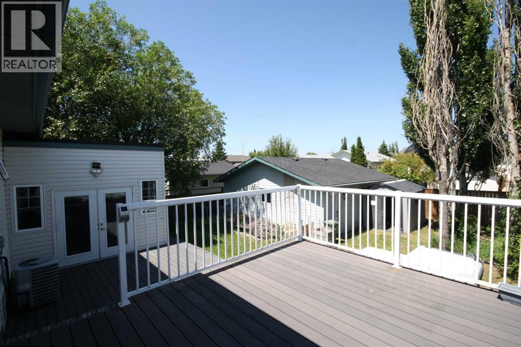 209 Strathaven Bay