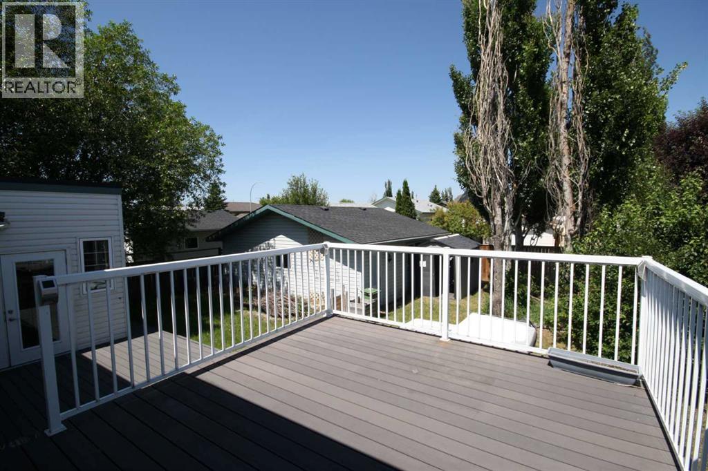 209 Strathaven Bay
