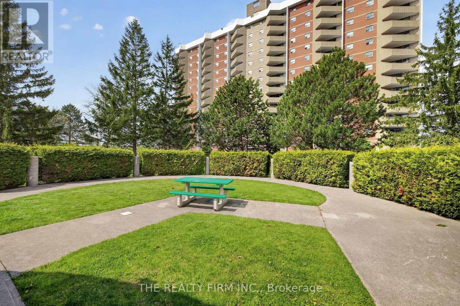 705 - 1103 JALNA BOULEVARD