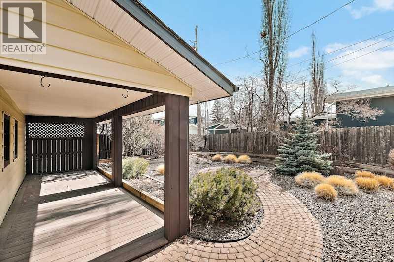 5811 Londonderry Crescent SW