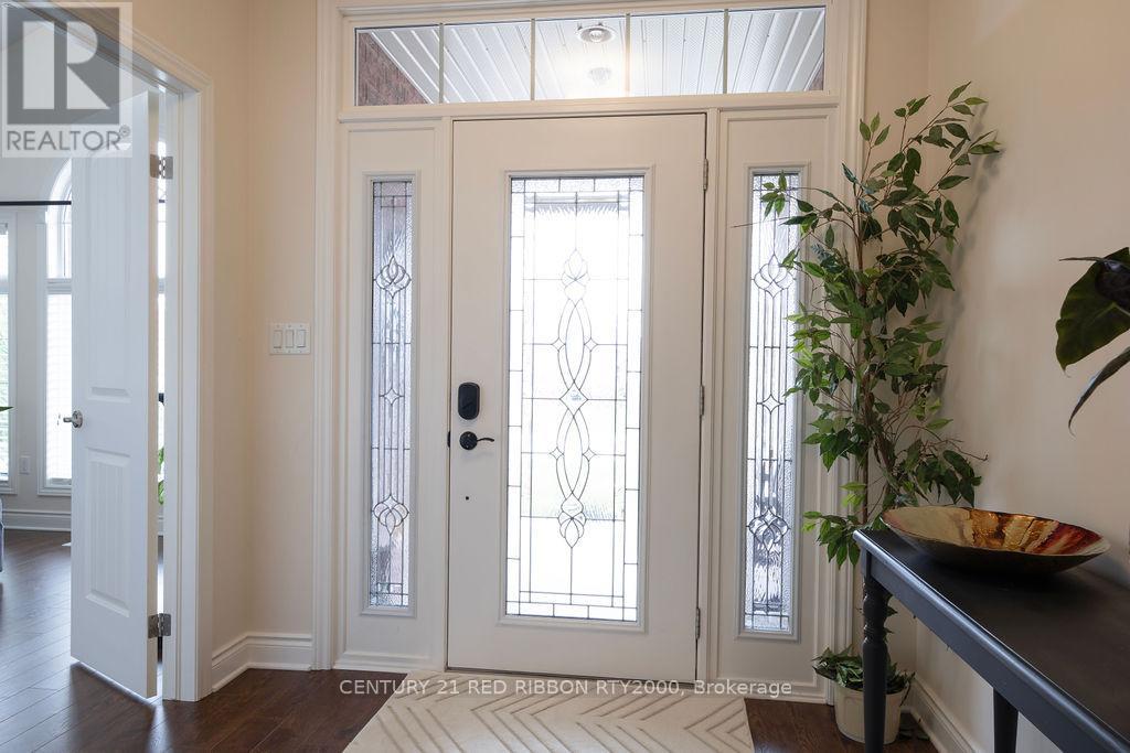396 MACDONALD STREET