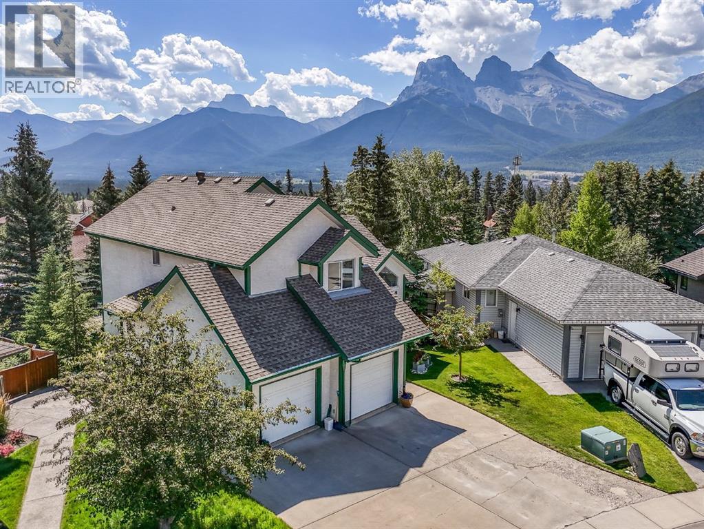 330 Canyon Close