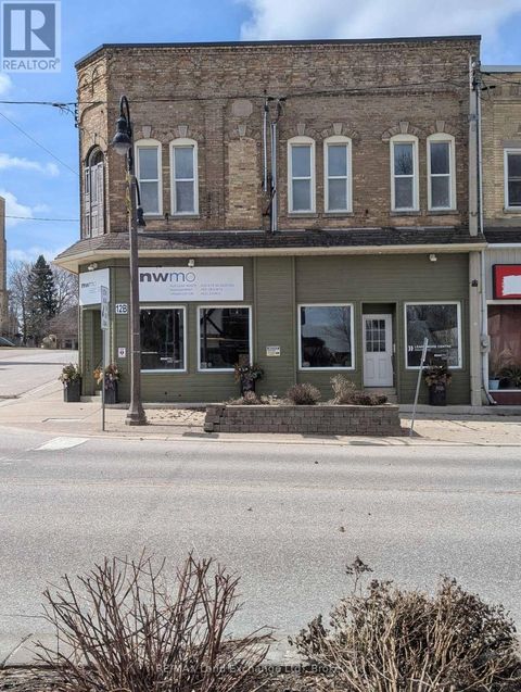 12 CLINTON STREET S South Bruce ON N0G2S0