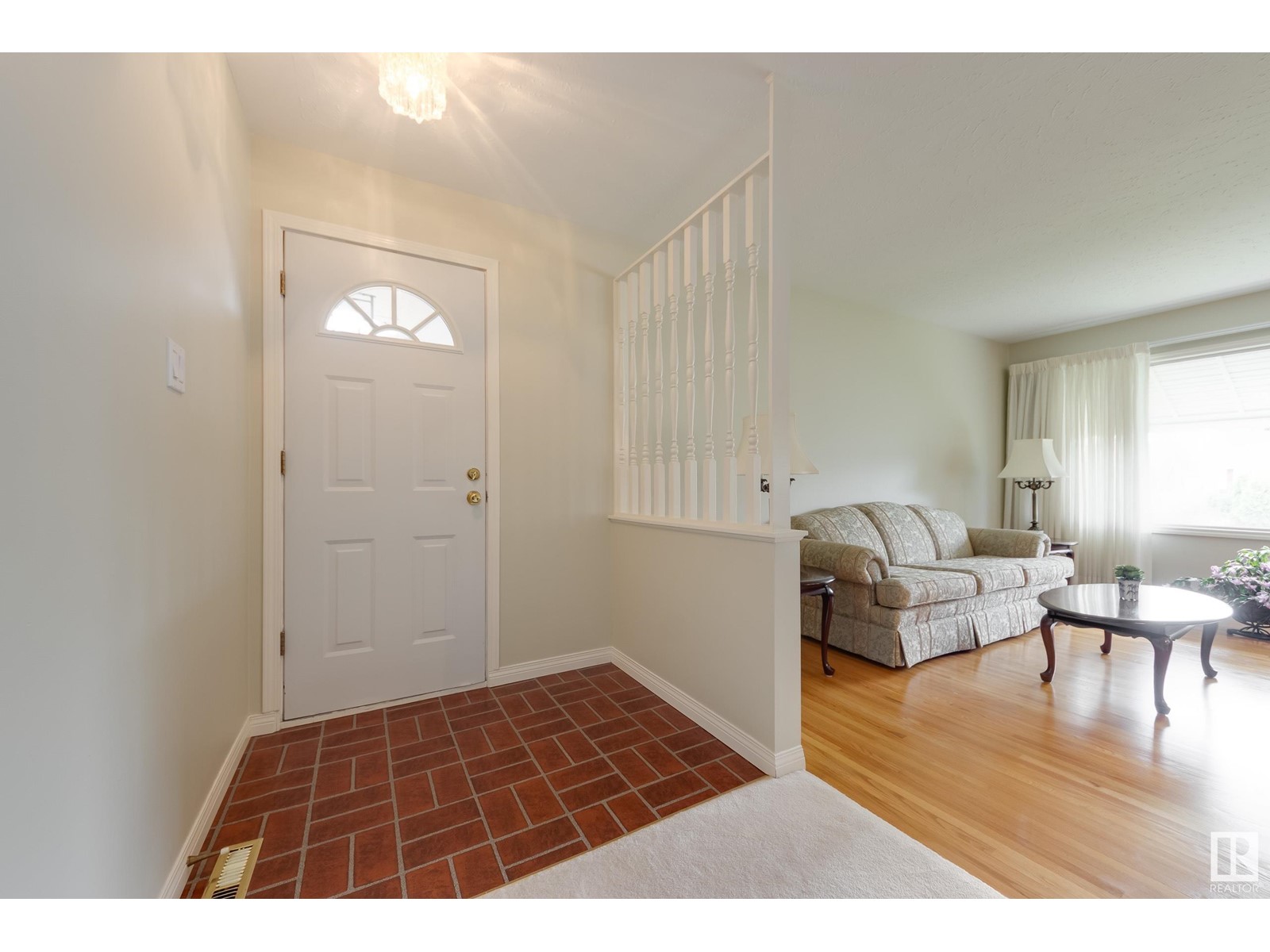 15634 83 AV NW