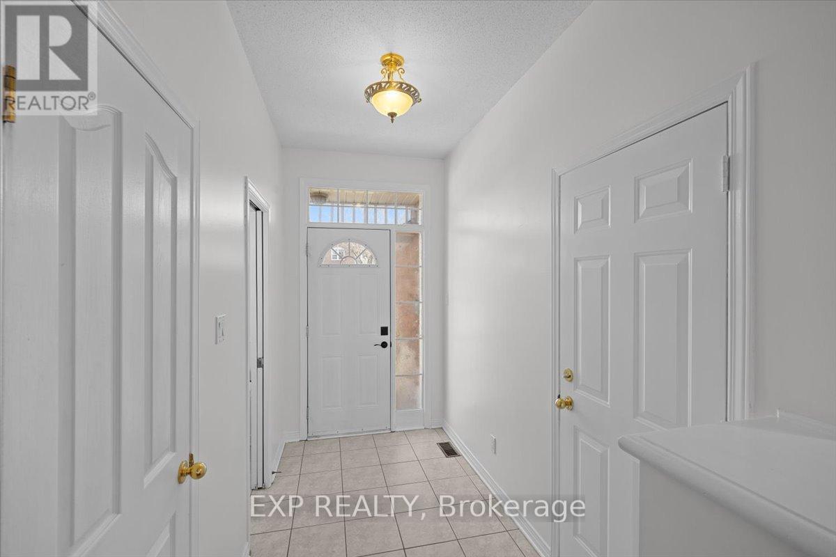 943 MARKWICK CRESCENT