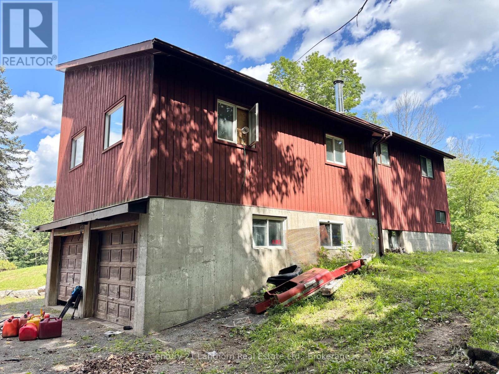 790 CLEARVIEW ROAD