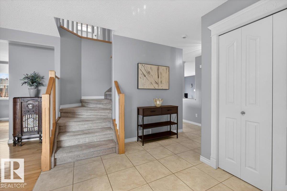 1358 118A ST NW