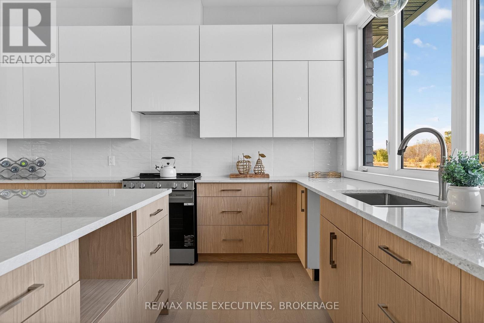 158 SUMMERSIDE DRIVE