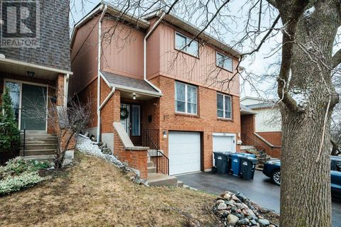 153 DOVERCLIFFE ROAD Guelph (Dovercliffe Park/Old University) ON N1G3A5